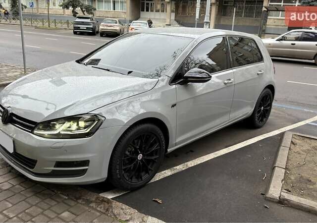 Серый Фольксваген Гольф, объемом двигателя 1.4 л и пробегом 150 тыс. км за 14500 $, фото 1 на Automoto.ua