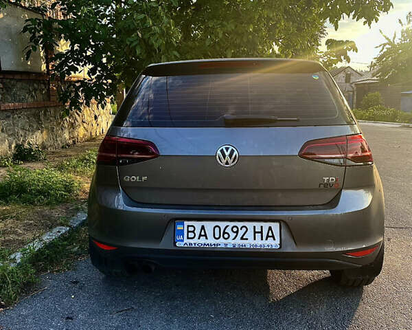 Серый Фольксваген Гольф, объемом двигателя 1.97 л и пробегом 250 тыс. км за 11700 $, фото 1 на Automoto.ua