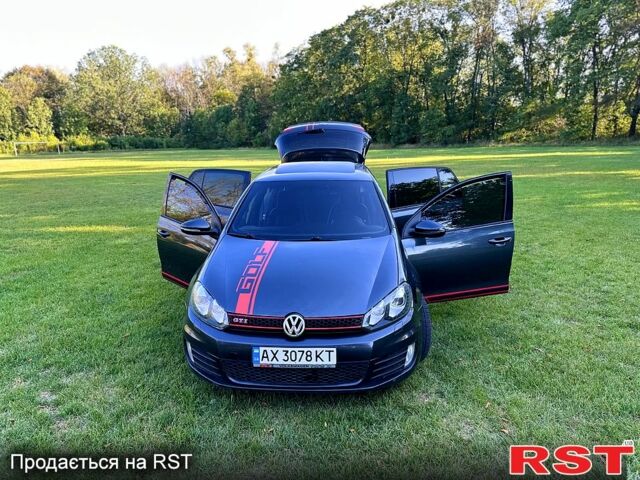 Сірий Фольксваген Гольф, об'ємом двигуна 2 л та пробігом 231 тис. км за 11000 $, фото 1 на Automoto.ua