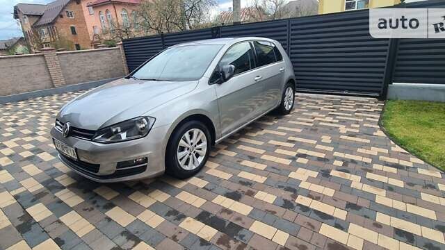 Серый Фольксваген Гольф, объемом двигателя 1.6 л и пробегом 179 тыс. км за 13999 $, фото 1 на Automoto.ua