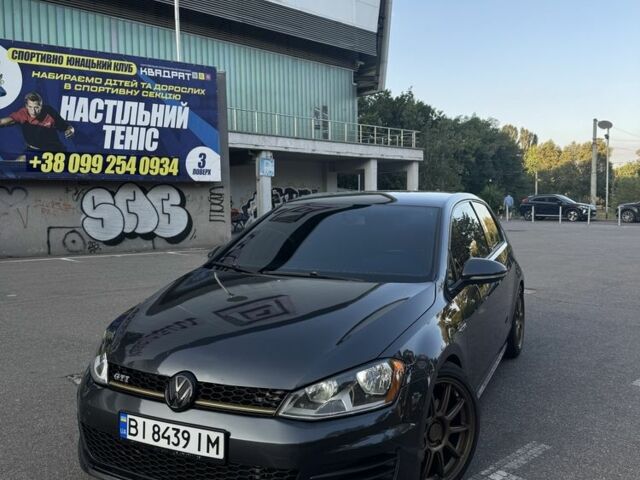 Серый Фольксваген Гольф, объемом двигателя 2 л и пробегом 151 тыс. км за 12500 $, фото 1 на Automoto.ua