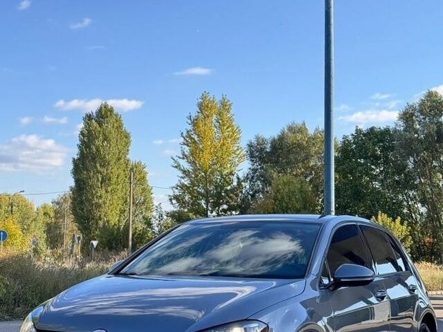 Сірий Фольксваген Гольф, об'ємом двигуна 1.8 л та пробігом 161 тис. км за 11700 $, фото 1 на Automoto.ua