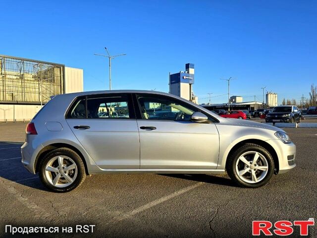 Серый Фольксваген Гольф, объемом двигателя 1.4 л и пробегом 136 тыс. км за 11900 $, фото 1 на Automoto.ua