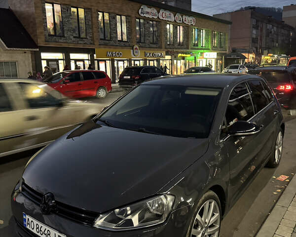 Серый Фольксваген Гольф, объемом двигателя 1.6 л и пробегом 278 тыс. км за 11200 $, фото 1 на Automoto.ua