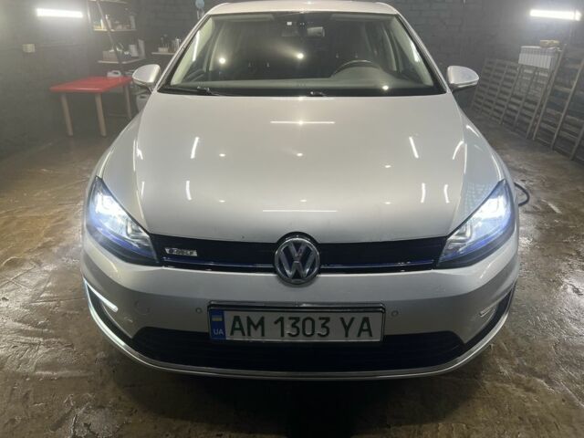 Серый Фольксваген Гольф, объемом двигателя 0 л и пробегом 100 тыс. км за 8500 $, фото 1 на Automoto.ua