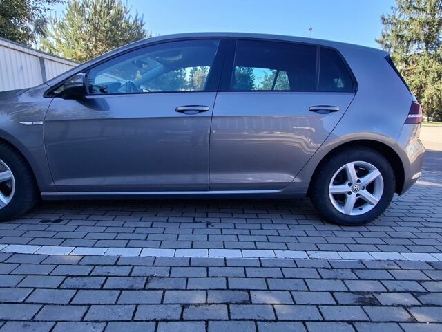 Серый Фольксваген Гольф, объемом двигателя 0 л и пробегом 166 тыс. км за 7400 $, фото 1 на Automoto.ua