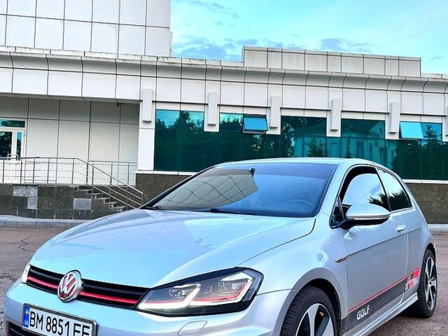 Серый Фольксваген Гольф, объемом двигателя 2 л и пробегом 127 тыс. км за 12700 $, фото 1 на Automoto.ua