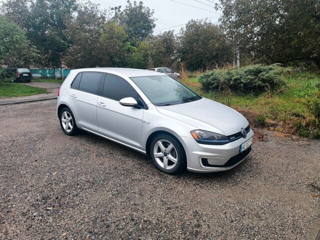 Серый Фольксваген Гольф, объемом двигателя 0 л и пробегом 99 тыс. км за 10000 $, фото 1 на Automoto.ua