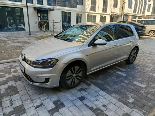 Серый Фольксваген Гольф, объемом двигателя 0 л и пробегом 82 тыс. км за 7700 $, фото 1 на Automoto.ua