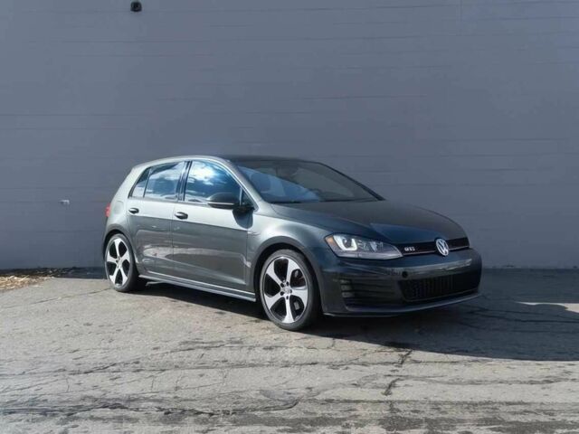 Серый Фольксваген Гольф, объемом двигателя 2 л и пробегом 73 тыс. км за 2800 $, фото 1 на Automoto.ua