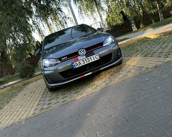 Сірий Фольксваген Гольф, об'ємом двигуна 1.8 л та пробігом 165 тис. км за 14000 $, фото 1 на Automoto.ua