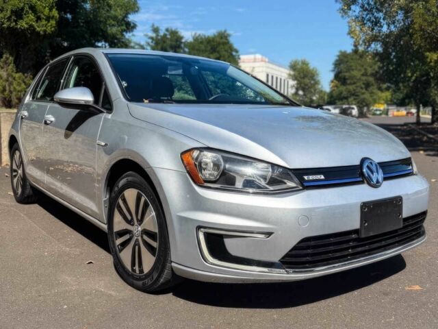 Серый Фольксваген Гольф, объемом двигателя 0 л и пробегом 76 тыс. км за 6700 $, фото 1 на Automoto.ua