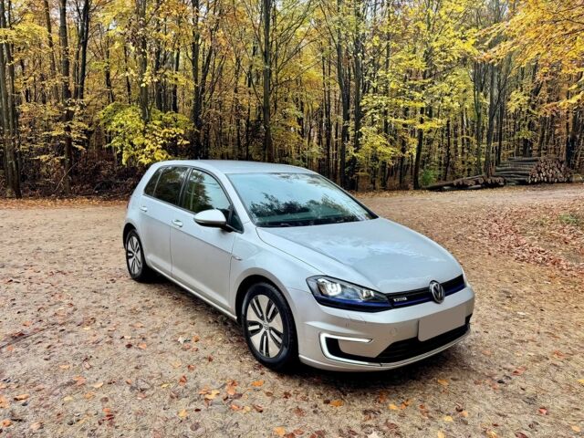 Сірий Фольксваген Гольф, об'ємом двигуна 0 л та пробігом 80 тис. км за 5500 $, фото 1 на Automoto.ua