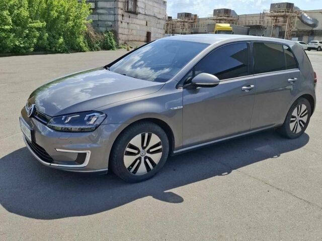 Сірий Фольксваген Гольф, об'ємом двигуна 0 л та пробігом 121 тис. км за 9700 $, фото 1 на Automoto.ua