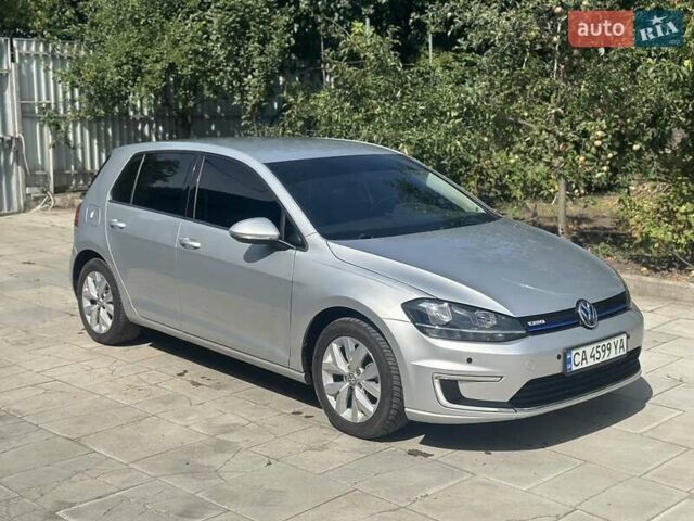 Серый Фольксваген Гольф, объемом двигателя 0 л и пробегом 110 тыс. км за 9000 $, фото 1 на Automoto.ua