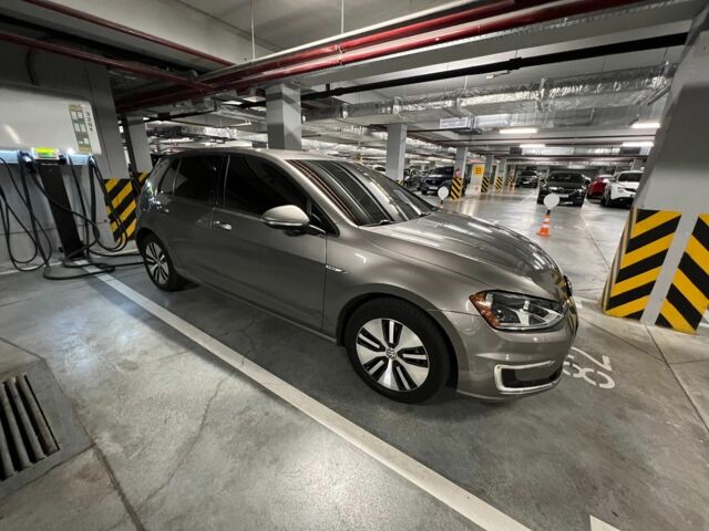 Серый Фольксваген Гольф, объемом двигателя 0 л и пробегом 107 тыс. км за 10500 $, фото 1 на Automoto.ua