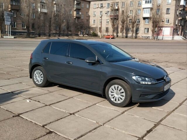Серый Фольксваген Гольф, объемом двигателя 1 л и пробегом 80 тыс. км за 13500 $, фото 1 на Automoto.ua