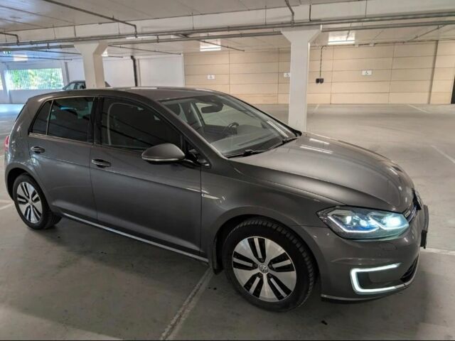 Серый Фольксваген Гольф, объемом двигателя 0 л и пробегом 157 тыс. км за 10400 $, фото 1 на Automoto.ua