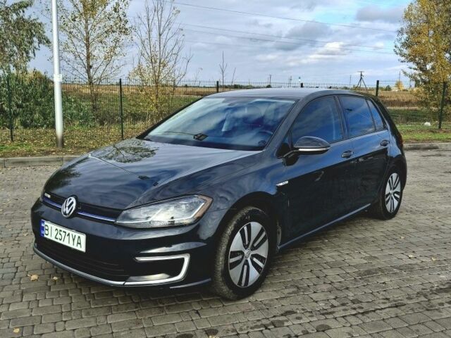 Серый Фольксваген Гольф, объемом двигателя 0 л и пробегом 112 тыс. км за 13300 $, фото 1 на Automoto.ua