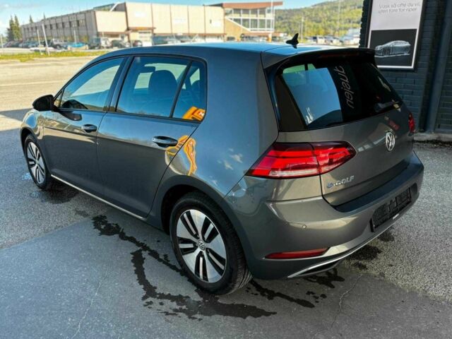 Серый Фольксваген Гольф, объемом двигателя 0 л и пробегом 104 тыс. км за 11200 $, фото 1 на Automoto.ua