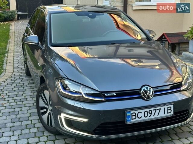 Сірий Фольксваген Гольф, об'ємом двигуна 0 л та пробігом 135 тис. км за 14300 $, фото 1 на Automoto.ua