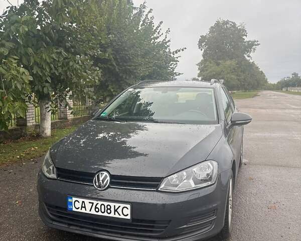 Серый Фольксваген Гольф, объемом двигателя 1.6 л и пробегом 218 тыс. км за 13000 $, фото 1 на Automoto.ua
