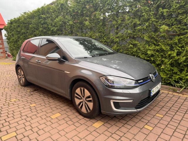 Серый Фольксваген Гольф, объемом двигателя 0 л и пробегом 125 тыс. км за 12200 $, фото 1 на Automoto.ua