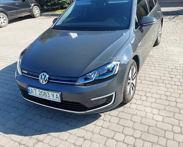 Серый Фольксваген Гольф, объемом двигателя 0 л и пробегом 75 тыс. км за 15100 $, фото 1 на Automoto.ua