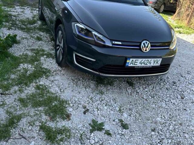 Серый Фольксваген Гольф, объемом двигателя 0 л и пробегом 92 тыс. км за 6000 $, фото 1 на Automoto.ua