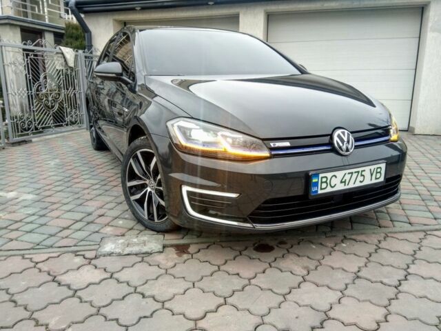 Фольксваген Гольф 2018 у Городке на Automoto.ua Сірий Фольксваген Гольф, об'ємом двигуна 0 л та пробігом 130 тис. км за 13000 $, фото 1 на Automoto.ua