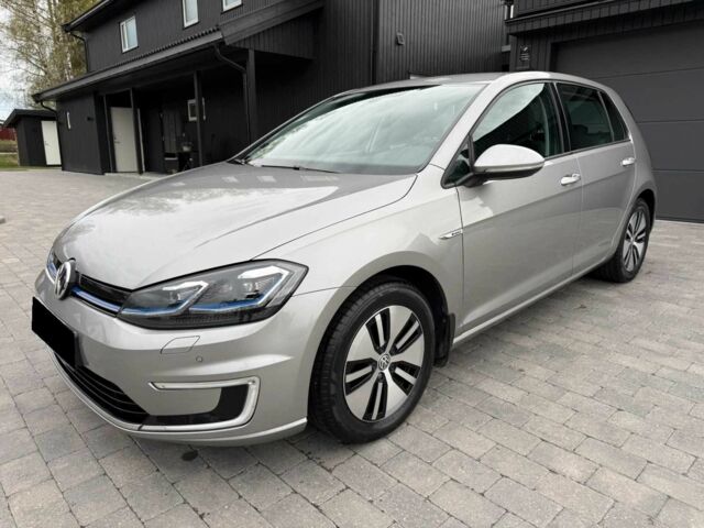 Серый Фольксваген Гольф, объемом двигателя 0 л и пробегом 101 тыс. км за 11000 $, фото 1 на Automoto.ua