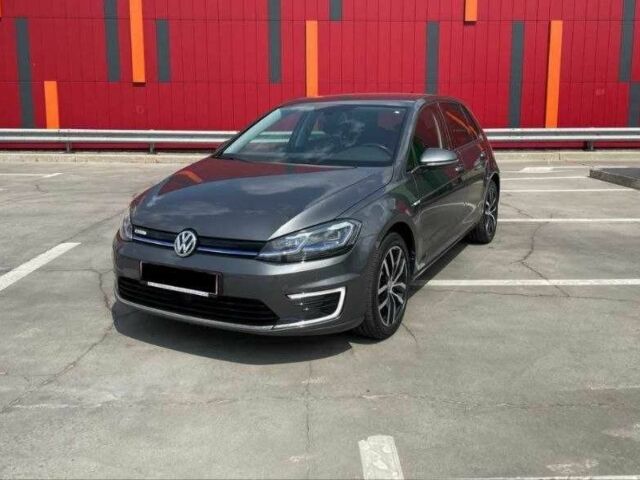 Серый Фольксваген Гольф, объемом двигателя 0 л и пробегом 123 тыс. км за 12900 $, фото 1 на Automoto.ua