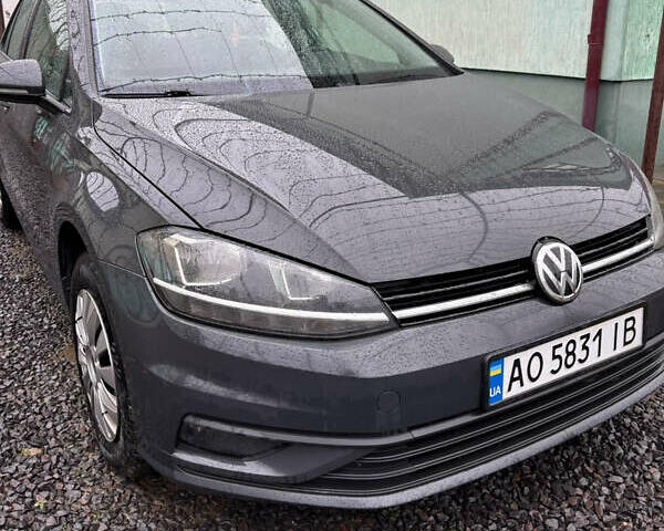 Сірий Фольксваген Гольф, об'ємом двигуна 1.6 л та пробігом 297 тис. км за 13800 $, фото 1 на Automoto.ua