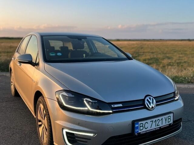 Сірий Фольксваген Гольф, об'ємом двигуна 0 л та пробігом 84 тис. км за 13000 $, фото 1 на Automoto.ua