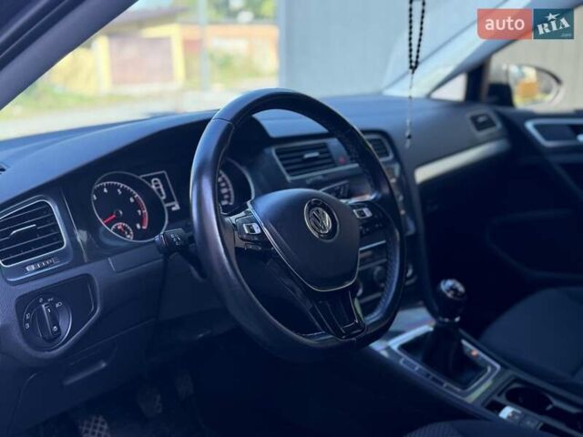 Серый Фольксваген Гольф, объемом двигателя 1.4 л и пробегом 90 тыс. км за 14750 $, фото 1 на Automoto.ua