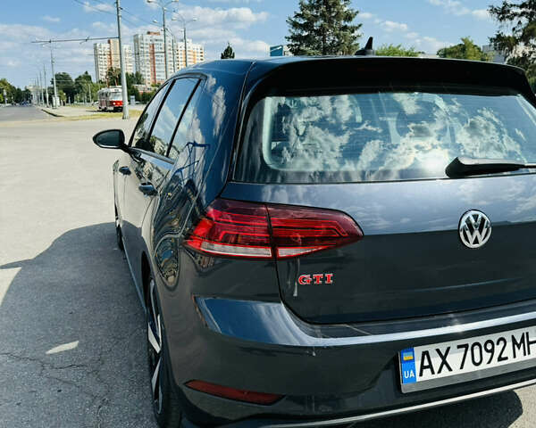 Сірий Фольксваген Гольф, об'ємом двигуна 1.98 л та пробігом 21 тис. км за 20000 $, фото 1 на Automoto.ua