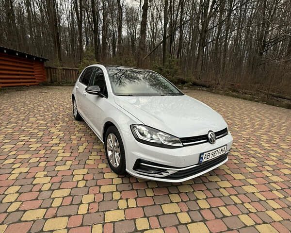 Серый Фольксваген Гольф, объемом двигателя 1.4 л и пробегом 55 тыс. км за 17350 $, фото 1 на Automoto.ua