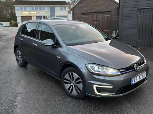 Серый Фольксваген Гольф, объемом двигателя 0 л и пробегом 67 тыс. км за 13500 $, фото 1 на Automoto.ua