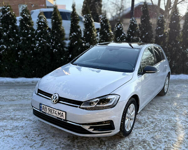 Серый Фольксваген Гольф, объемом двигателя 1.4 л и пробегом 56 тыс. км за 16999 $, фото 1 на Automoto.ua