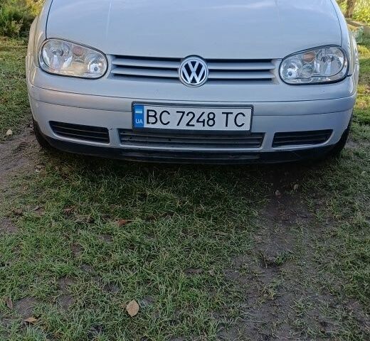 Серый Фольксваген Гольф, объемом двигателя 1.6 л и пробегом 2 тыс. км за 3000 $, фото 1 на Automoto.ua