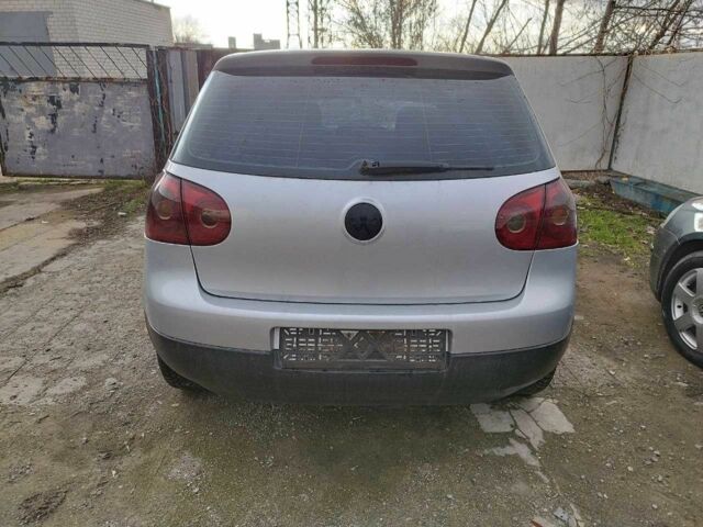 Серый Фольксваген Гольф, объемом двигателя 1.4 л и пробегом 260 тыс. км за 1700 $, фото 1 на Automoto.ua