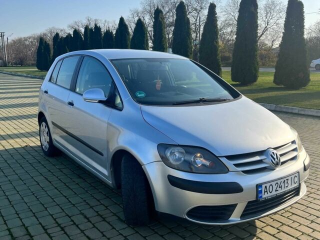 Сірий Фольксваген Гольф, об'ємом двигуна 1.6 л та пробігом 204 тис. км за 5700 $, фото 1 на Automoto.ua