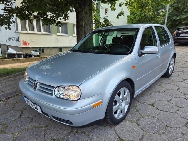 Серый Фольксваген Гольф, объемом двигателя 2 л и пробегом 180 тыс. км за 1200 $, фото 1 на Automoto.ua