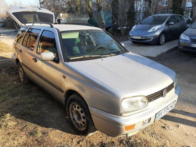 Серый Фольксваген Гольф, объемом двигателя 1.8 л и пробегом 120 тыс. км за 2400 $, фото 1 на Automoto.ua