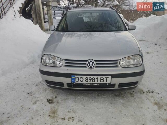 Серый Фольксваген Гольф, объемом двигателя 1.39 л и пробегом 297 тыс. км за 2799 $, фото 1 на Automoto.ua