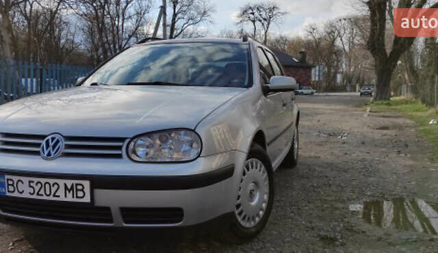 Сірий Фольксваген Гольф, об'ємом двигуна 1.6 л та пробігом 260 тис. км за 3700 $, фото 1 на Automoto.ua