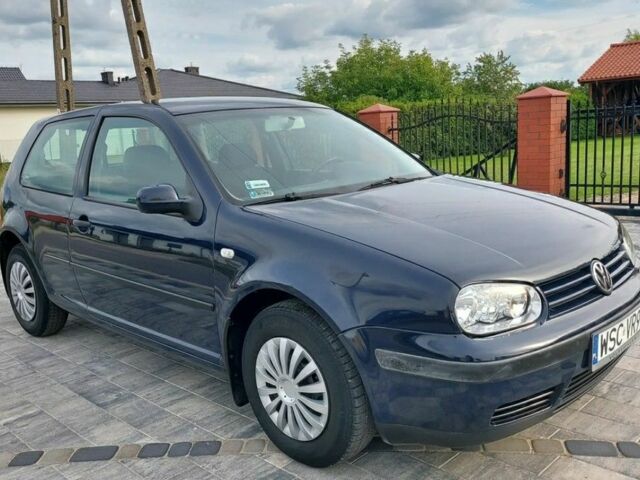 Серый Фольксваген Гольф, объемом двигателя 1.9 л и пробегом 270 тыс. км за 1200 $, фото 1 на Automoto.ua