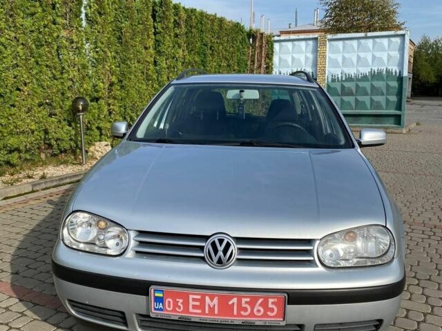 Серый Фольксваген Гольф, объемом двигателя 1.4 л и пробегом 245 тыс. км за 3999 $, фото 1 на Automoto.ua