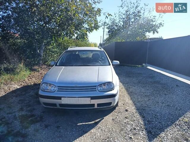 Серый Фольксваген Гольф, объемом двигателя 1.6 л и пробегом 280 тыс. км за 2700 $, фото 1 на Automoto.ua