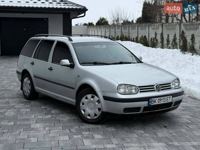 Серый Фольксваген Гольф, объемом двигателя 1.6 л и пробегом 280 тыс. км за 3000 $, фото 1 на Automoto.ua